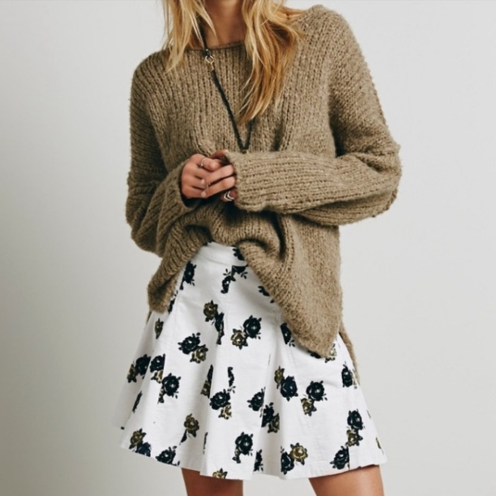 Free People A-Line Soft Pink Corduroy Skirt.